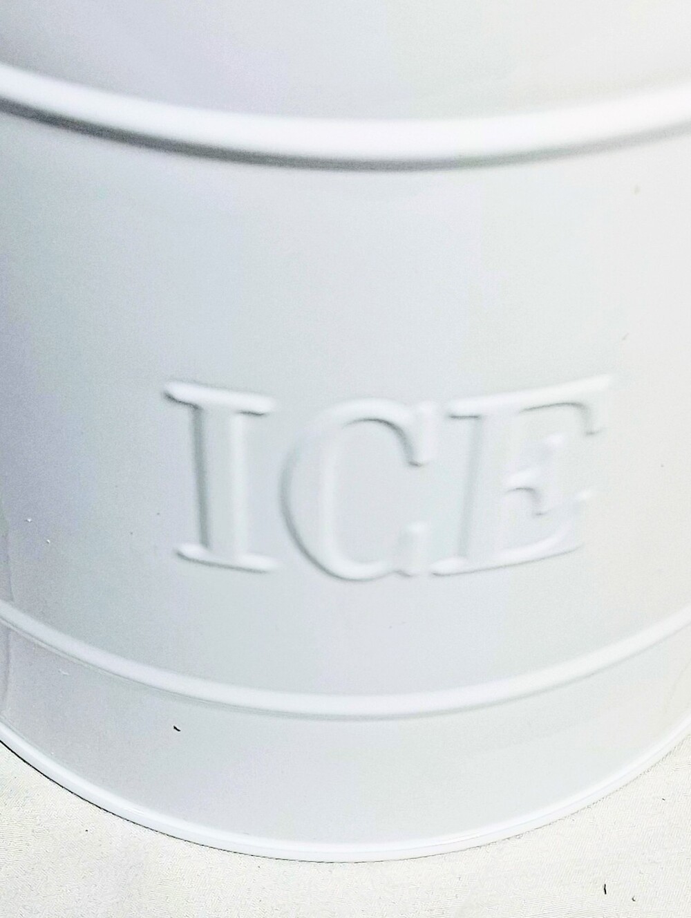 Farmhouse/ Cottagecore/Beach White Ice/Wine Bucket with Easy Carry Ropes - Picture 2 of 7